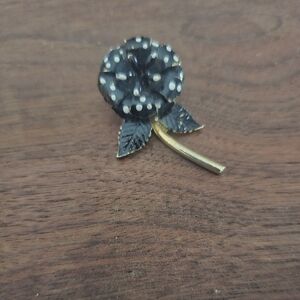 Classic Enamelware Flower Brooch